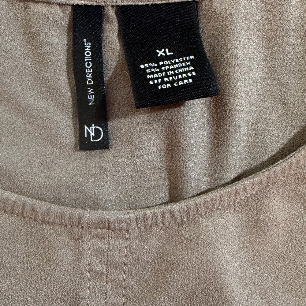 New Directions Suede Top tan size XL - Picture 2 of 10
